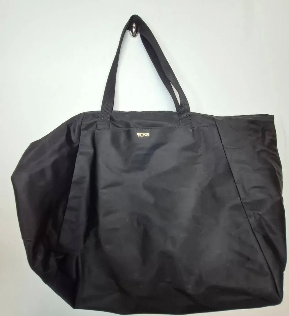 Tumi Voyager tote